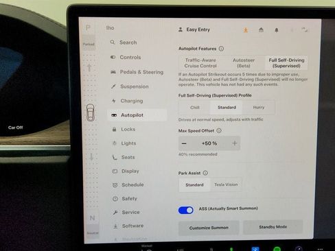 Used 2021 Tesla Model S Plaid image 18
