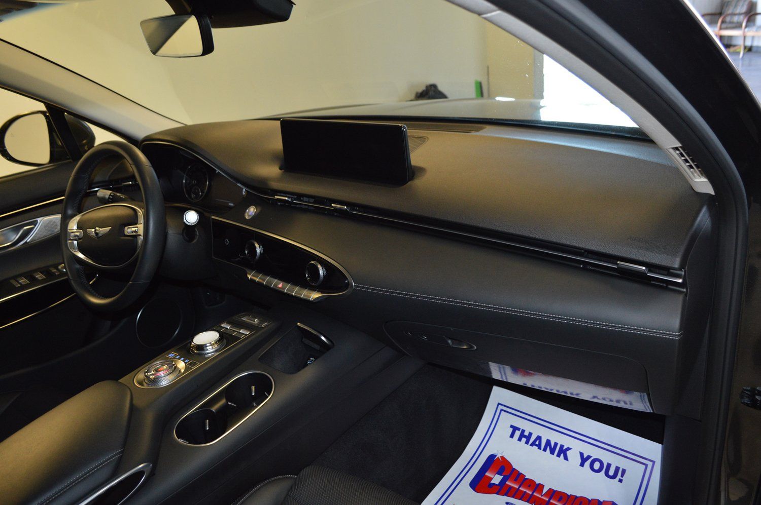 Used 2025 Genesis GV70 2.5T AWD/4WD image 10