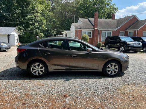 Used 2015 MAZDA MAZDA3 i Sport FWD image 20