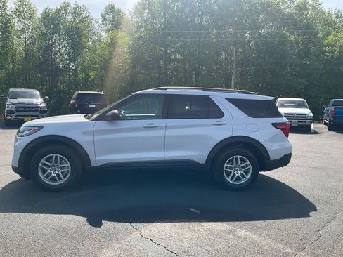 New 2026 Ford Explorer Active image 8