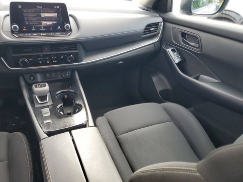 Certified 2024 Nissan Rogue S FWD image 13