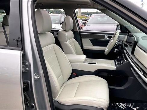 Certified 2024 Hyundai Santa Fe Limited FWD image 9