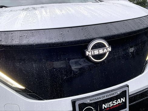Used 2023 Nissan Ariya AWD image 32
