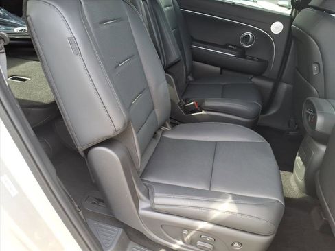 New 2026 Hyundai Palisade Calligraphy image 9