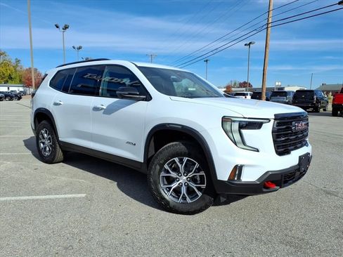 New 2026 GMC Acadia AT4 image 2