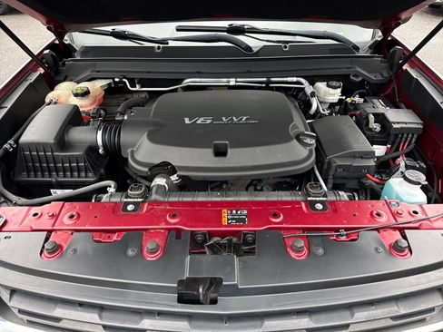 Used 2019 Chevrolet Colorado LT RWD image 30