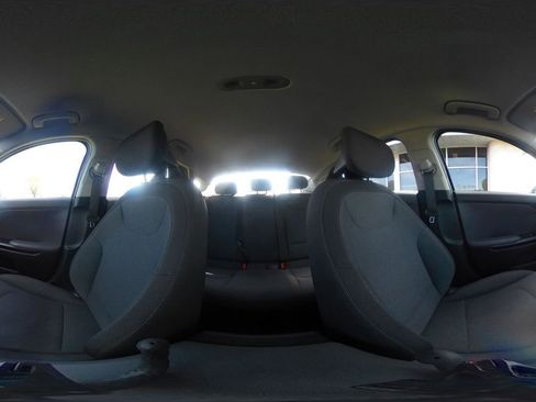 Used 2025 Kia K4 LXS image 41