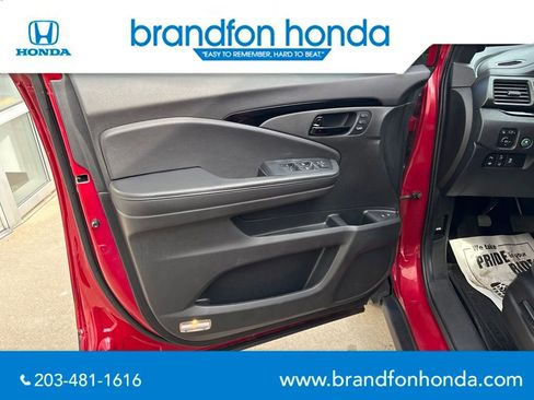 Used 2023 Honda Passport Elite image 11