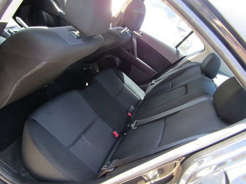 Used 2012 MAZDA MAZDA3 i Touring FWD image 8