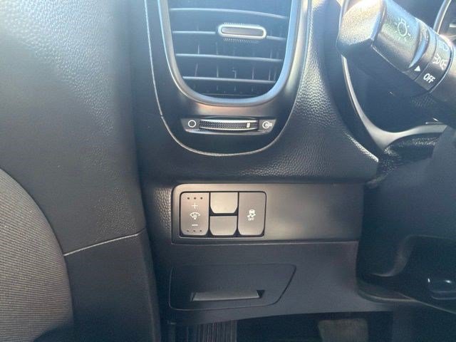 Used 2016 Kia Soul w/ Convenience Package FWD image 25