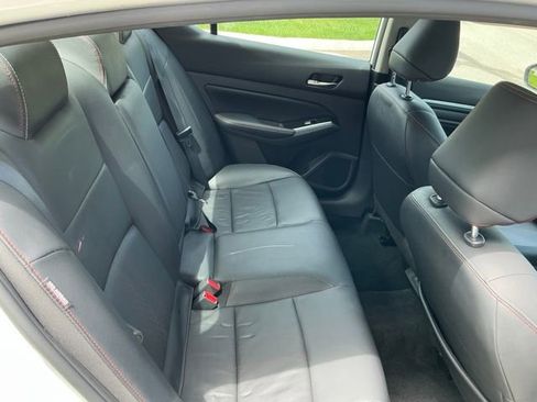 Used 2023 Nissan Altima 2.5 SR w/ SR Premium Package AWD/4WD image 18
