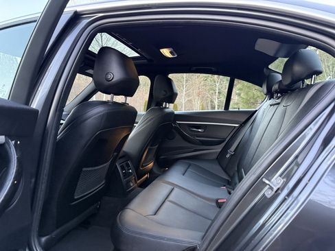 Used 2017 BMW 330i xDrive Sedan w/ Premium Package image 20