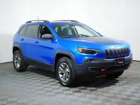 Used 2020 Jeep Cherokee Trailhawk w/ Comfort/Convenience Group AWD/4WD image 1