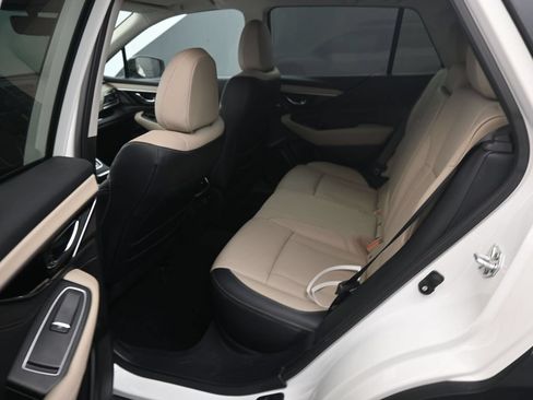Certified 2025 Subaru Outback Limited AWD/4WD image 19