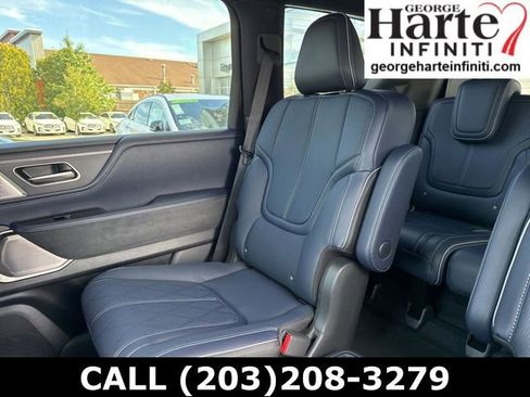 New 2026 INFINITI QX80 4WD w/ Sport Exterior Package image 17