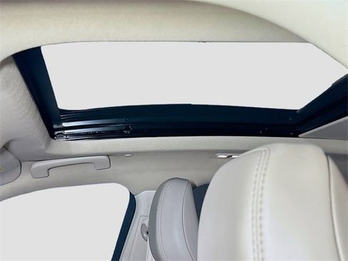 Used 2024 Lincoln Corsair Reserve w/ Equipment Group 201A image 21