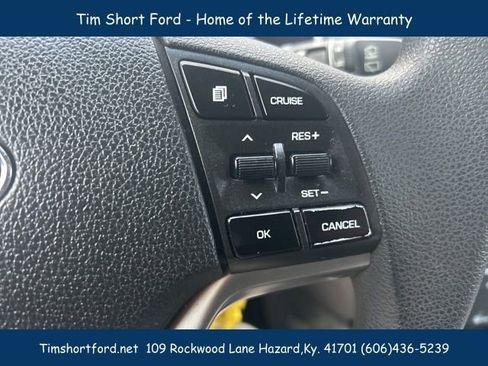 Used 2019 Hyundai Tucson SE image 16