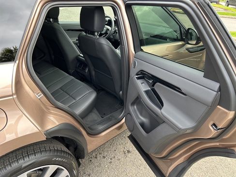 New 2026 Land Rover Range Rover Evoque S image 17