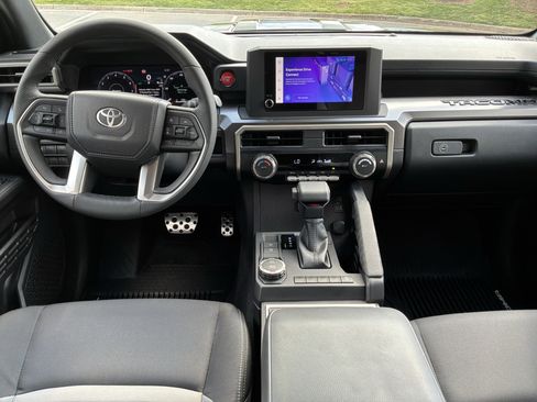 Used 2026 Toyota Tacoma TRD Sport image 28