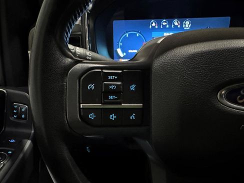Used 2023 Ford F350 Lariat w/ FX4 Off-Road Package AWD/4WD image 8