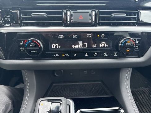 Certified 2025 Nissan Pathfinder Platinum w/ Cargo Package image 16