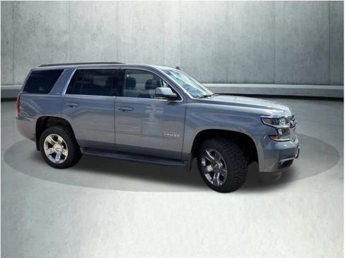 Used 2015 Chevrolet Tahoe LT AWD/4WD image 8