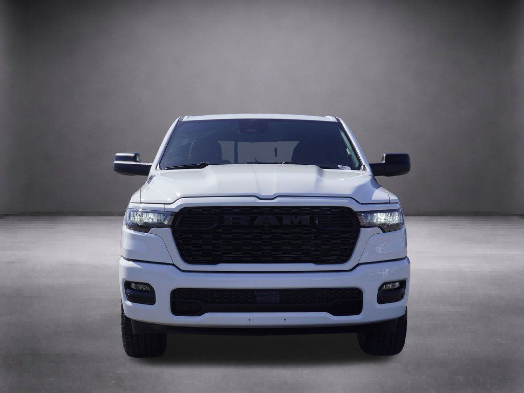 New 2026 RAM 1500 Express AWD/4WD image 10