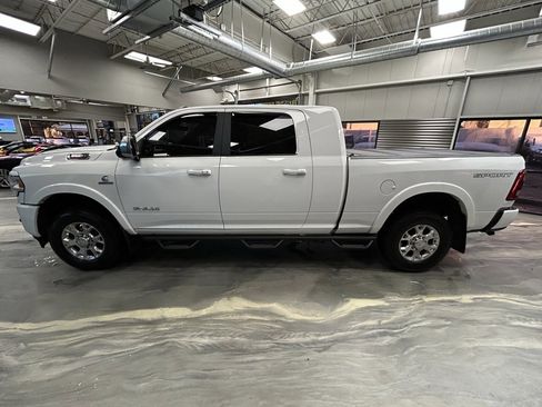 Used 2020 RAM 3500 Laramie image 39