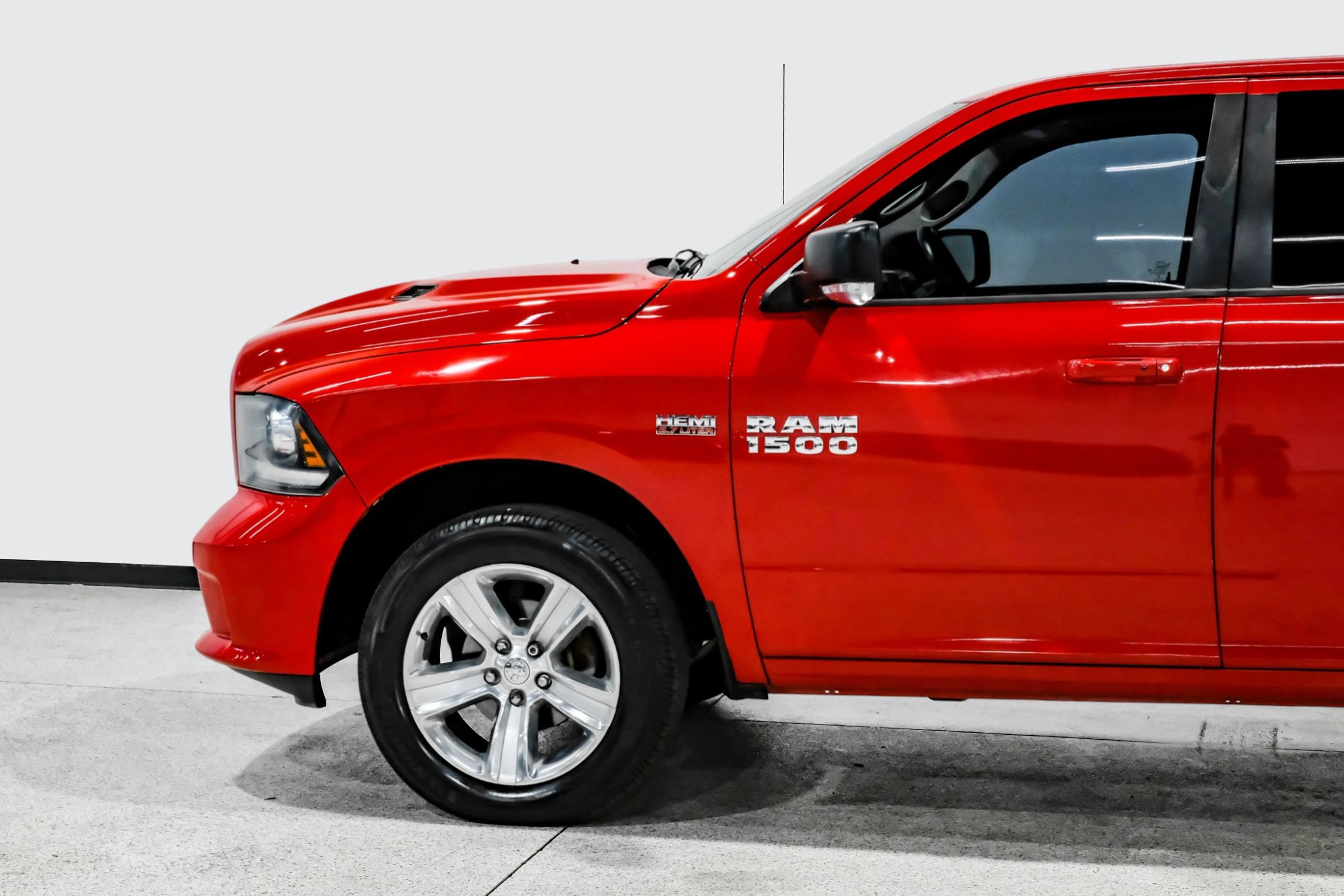 Used 2013 RAM 1500 Sport w/ Sport Premium Group AWD/4WD image 10