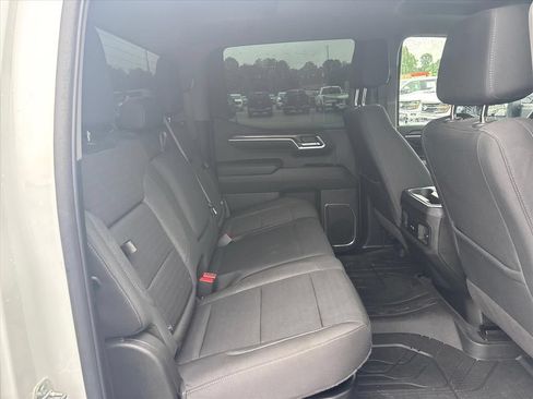 Used 2024 Chevrolet Silverado 1500 RST w/ Redline Edition AWD/4WD image 15