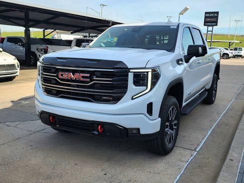 New 2026 GMC Sierra 1500 AT4 w/ AT4 Premium Package AWD/4WD image 8