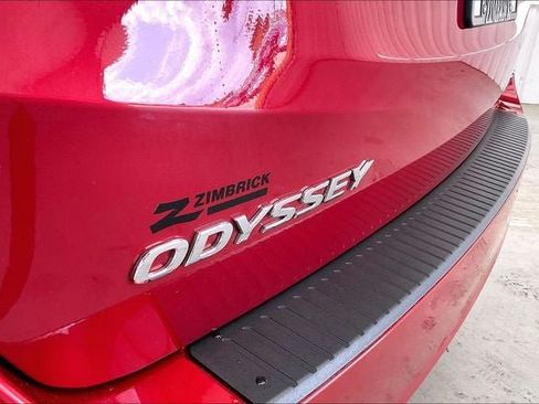 Certified 2024 Honda Odyssey Sport image 9