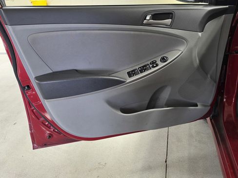 Used 2017 Hyundai Accent SE image 14