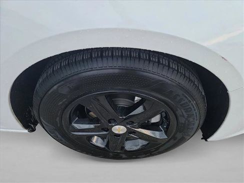 Used 2022 Chevrolet Malibu LS image 10