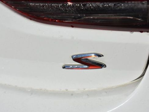 Used 2018 Kia Rio S image 12