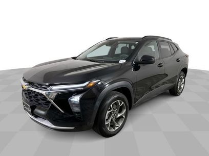 Used 2025 Chevrolet Trax LT