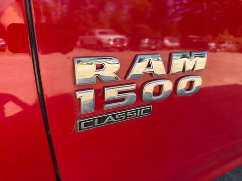 Used 2019 RAM 1500 Express AWD/4WD image 9