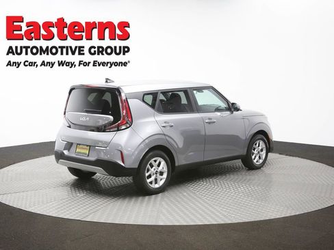 Used 2025 Kia Soul LX w/ LX Technology Package image 40