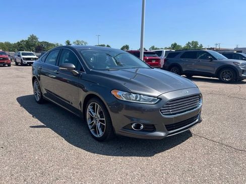 Used 2015 Ford Fusion Titanium FWD image 3