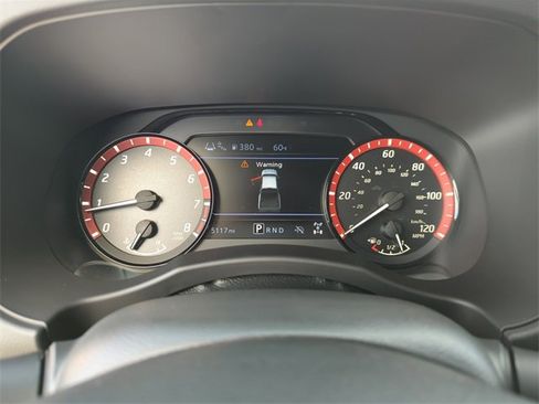 Certified 2025 Nissan Frontier PRO-4X w/ Tow Package image 46