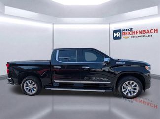 Used 2024 Chevrolet Silverado 1500 High Country w/ High Country Premium Package AWD/4WD video 3
