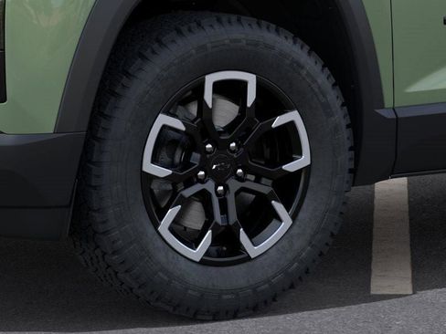 New 2026 Chevrolet Equinox ACTIV w/ Safety and Technology Package image 42