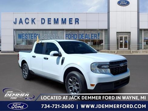Certified 2023 Ford Maverick XLT w/ Equipment Group 300A Standard AWD/4WD image 1