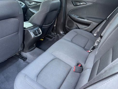 Used 2024 Chevrolet Malibu LT image 25