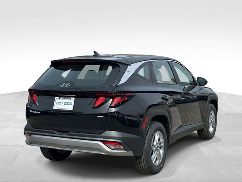 New 2026 Hyundai Tucson SE AWD/4WD image 3