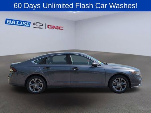 Used 2023 Honda Accord EX image 2
