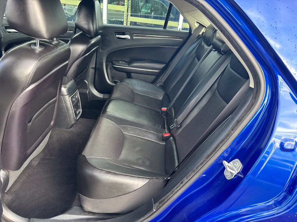 Used 2019 Chrysler 300 Limited w/ Safetytec Plus Group RWD image 15