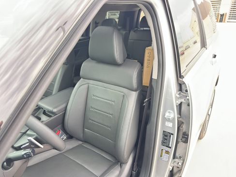 New 2025 Hyundai Santa Fe Limited image 28