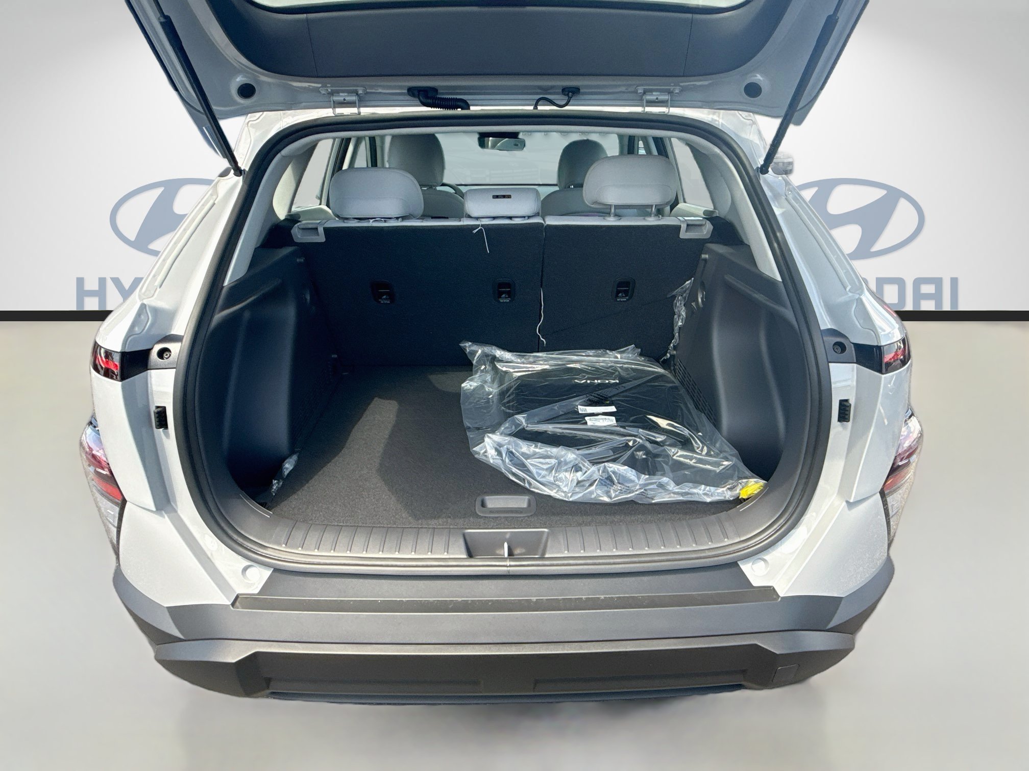 New 2027 Hyundai Kona SE FWD image 18