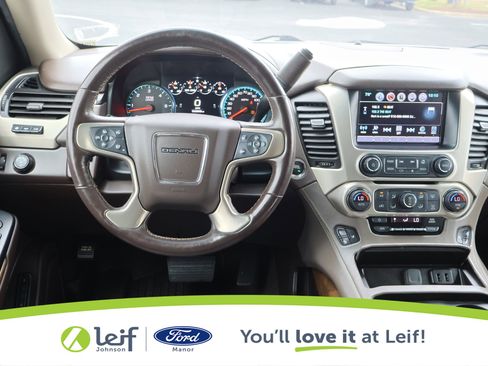 Used 2019 GMC Yukon XL Denali w/ Open Road Package image 25